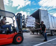 A edição 2021 da campanha Cesta Solidária Paraná, encerrada na terça-feira (06), conseguiu arrecadar mais de 200 toneladas de alimentos. Foto Gilson abreu/AEN