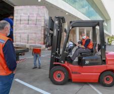 A edição 2021 da campanha Cesta Solidária Paraná, encerrada na terça-feira (06), conseguiu arrecadar mais de 200 toneladas de alimentos. Foto Gilson abreu/AEN