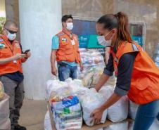 A edição 2021 da campanha Cesta Solidária Paraná, encerrada na terça-feira (06), conseguiu arrecadar mais de 200 toneladas de alimentos. Foto Gilson abreu/AEN