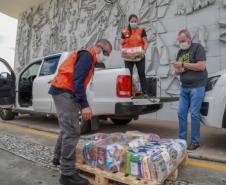 A edição 2021 da campanha Cesta Solidária Paraná, encerrada na terça-feira (06), conseguiu arrecadar mais de 200 toneladas de alimentos. Foto Gilson abreu/AEN