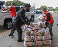 A edição 2021 da campanha Cesta Solidária Paraná, encerrada na terça-feira (06), conseguiu arrecadar mais de 200 toneladas de alimentos. Foto Gilson abreu/AEN