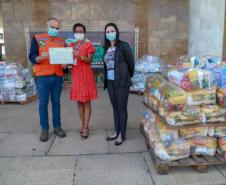 A edição 2021 da campanha Cesta Solidária Paraná, encerrada na terça-feira (06), conseguiu arrecadar mais de 200 toneladas de alimentos. Foto Gilson abreu/AEN